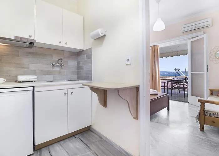 Апартаменты Tasoula With Sea View 1 Никиана