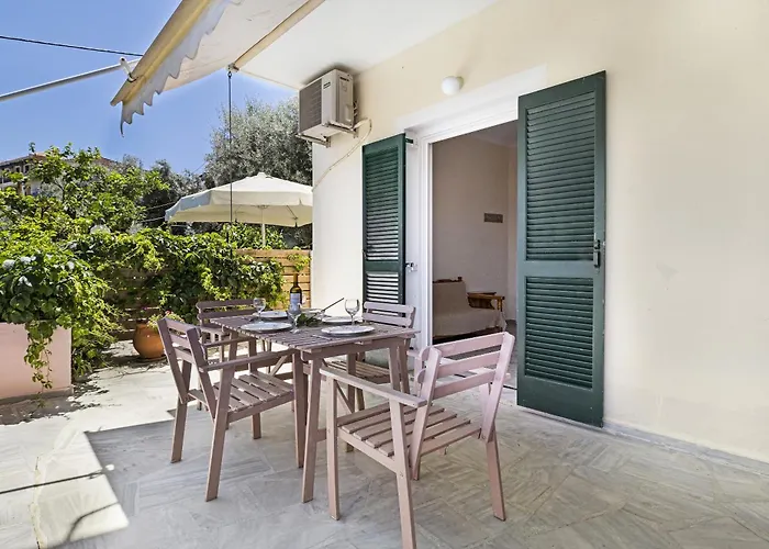 Апартаменты Tasoula With Sea View 1